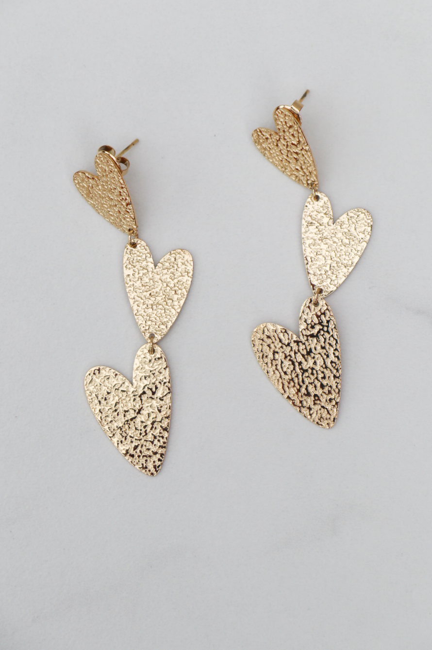 Hearts statement earring