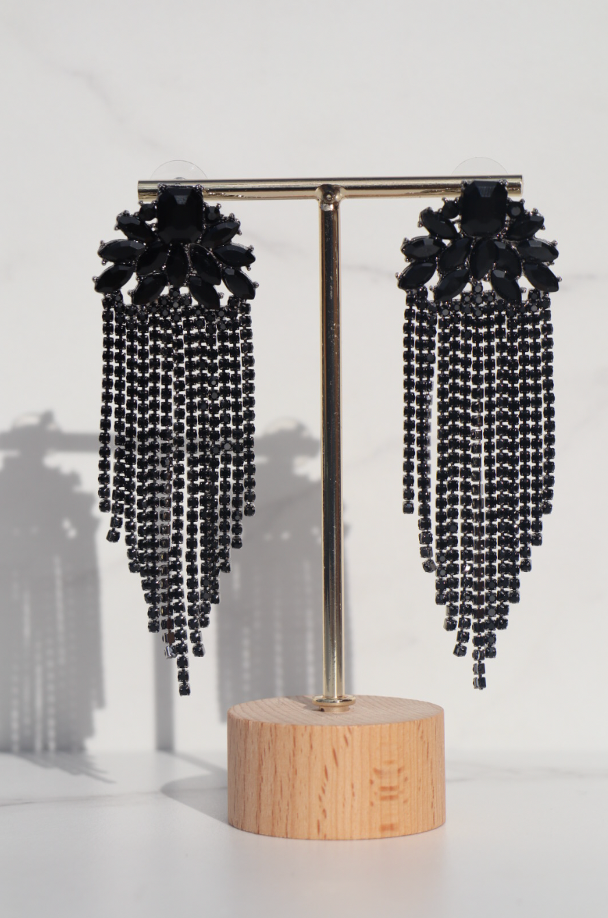 Disco black statement earring