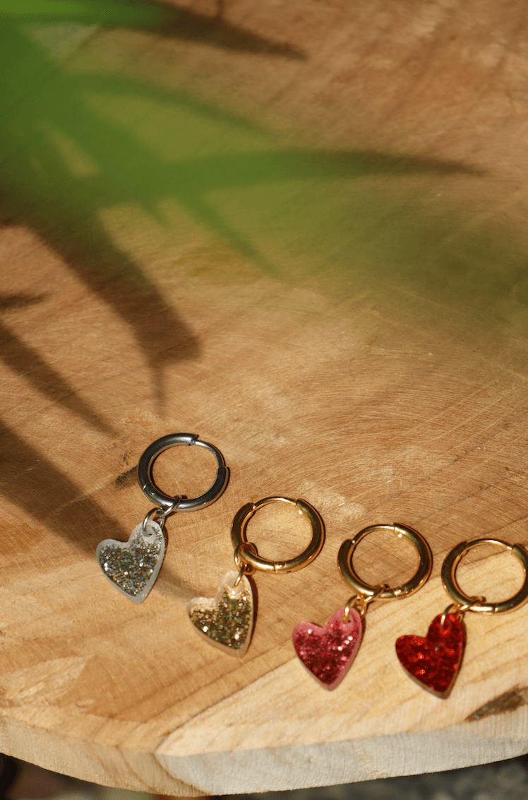 Glitter hearts earring