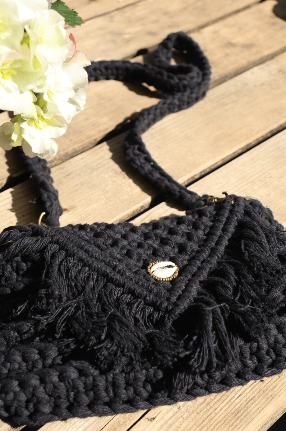 Macrame bag black
