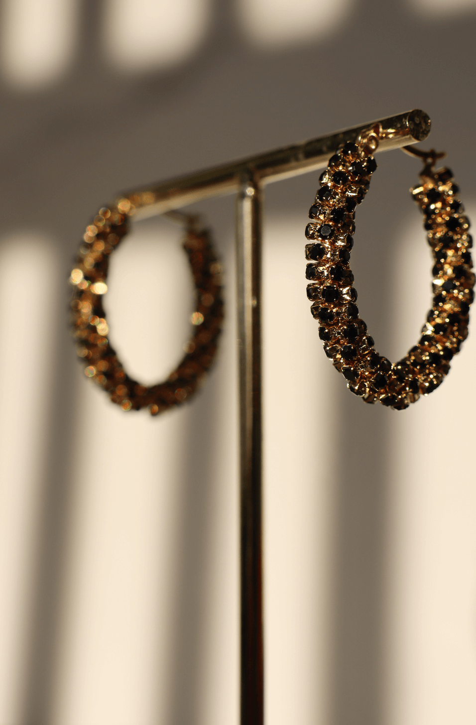 Izzy black statement earring