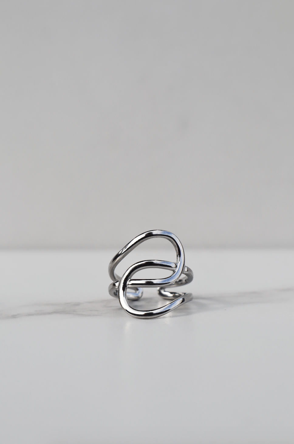 Swan love ring