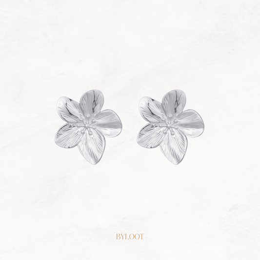 Silver flower statement earring