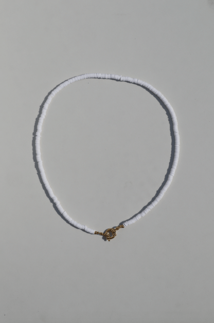 Surf necklace white