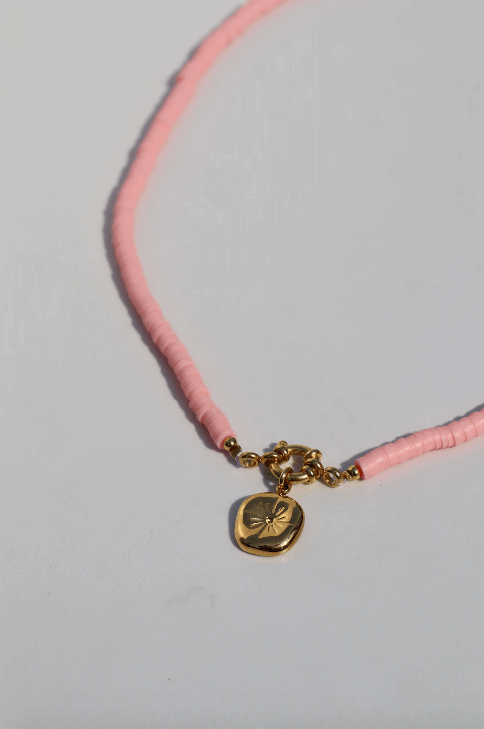 Surf necklace soft pink