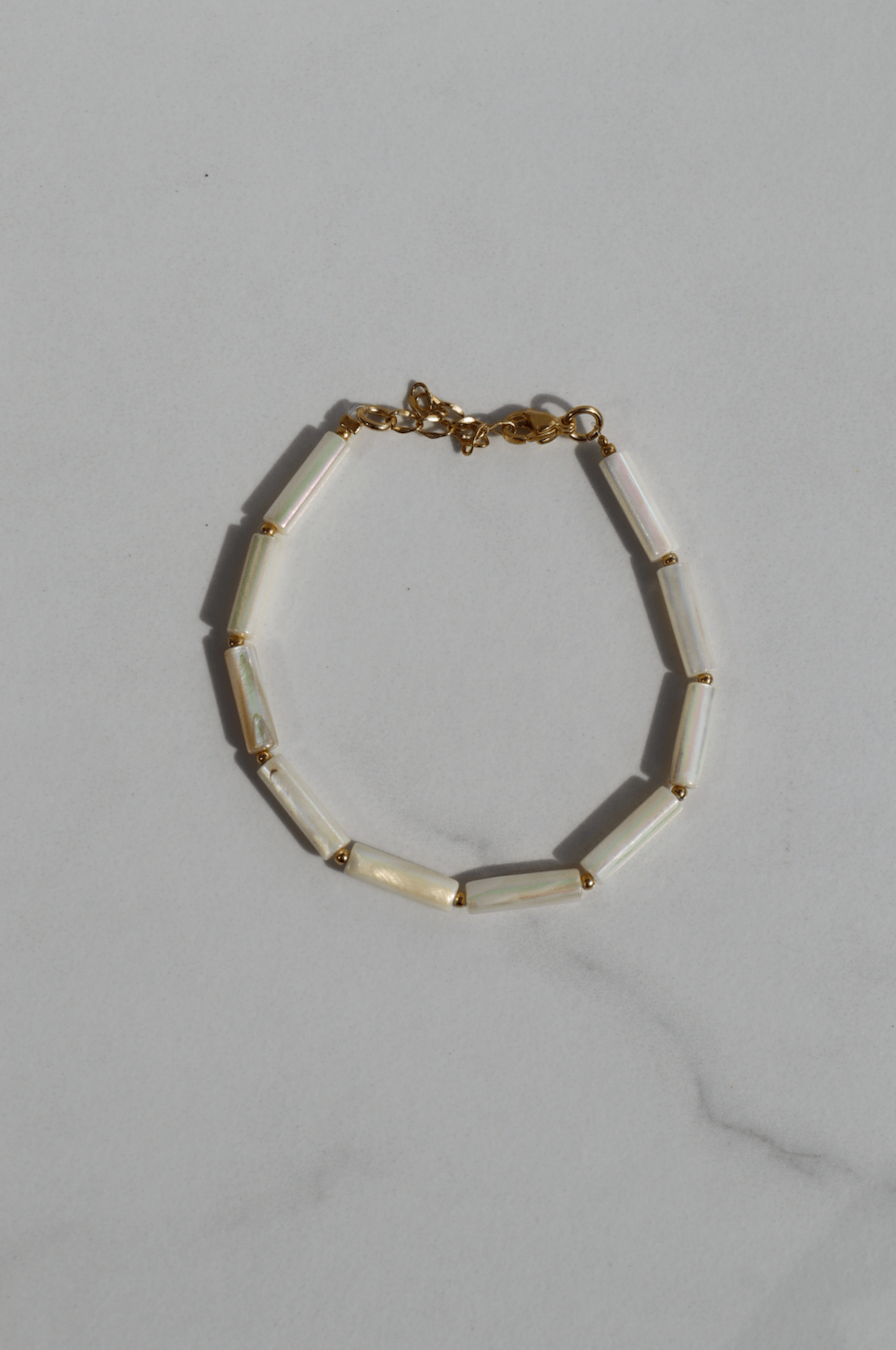 Island breeze bracelet white