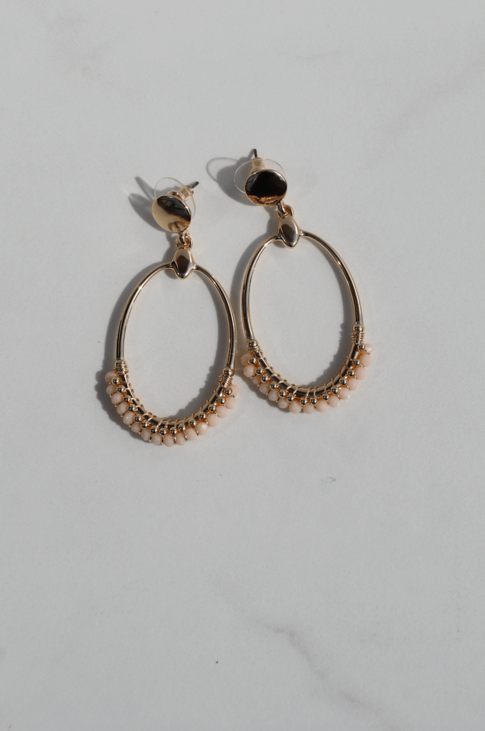 Lovely statement earring light pink