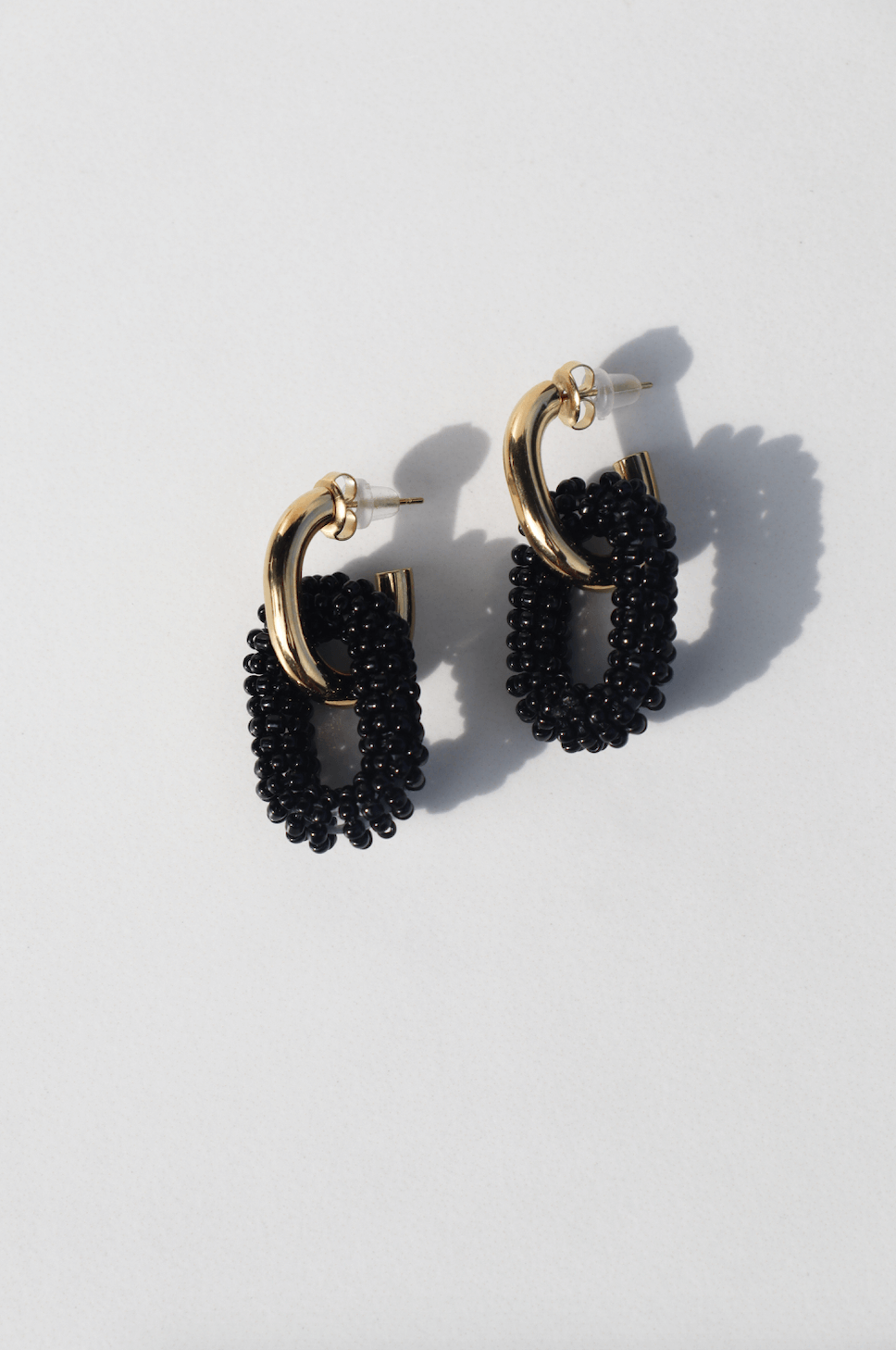 Steffy black statement earring