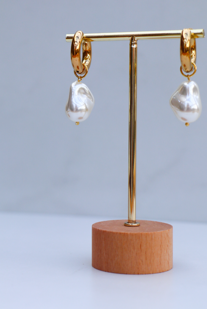 Big pearl earrings