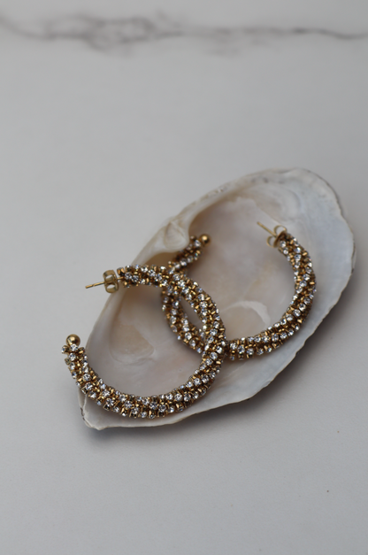 Izzy round gold statement earring