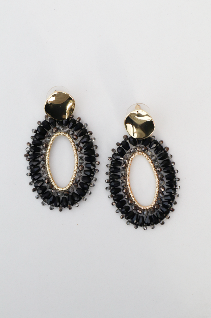 Bliz black statement earring