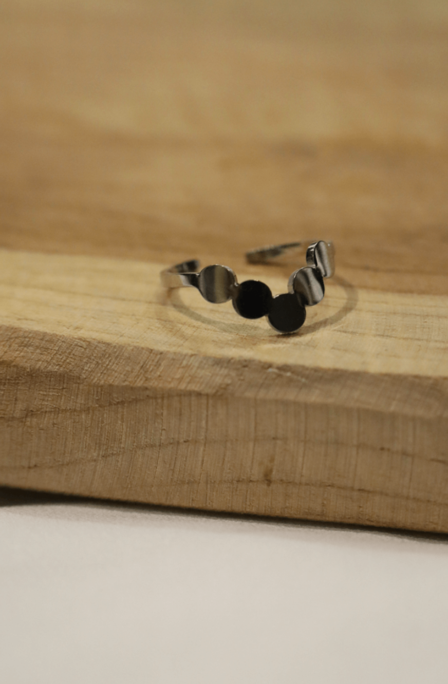 Circle ring