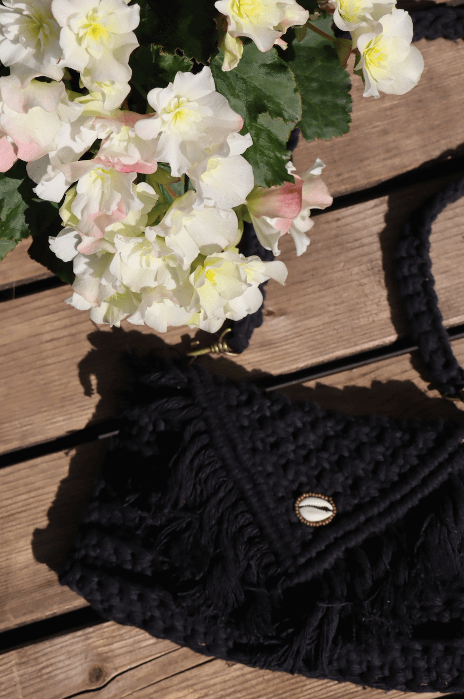Macrame bag black