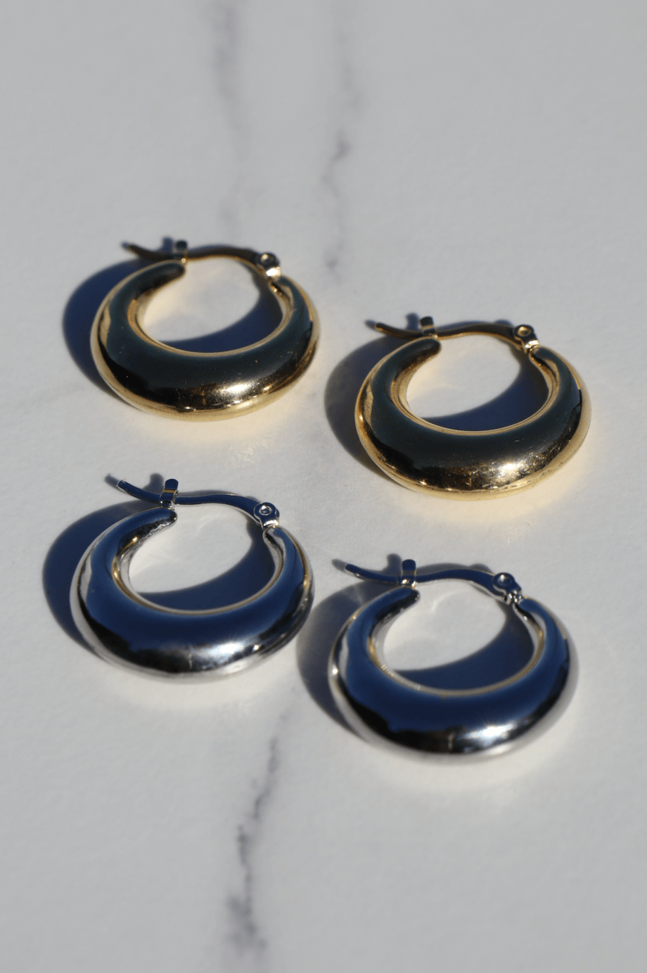 Fancy hoops earrings
