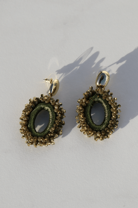 Pretty green statement earring