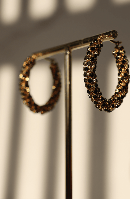 Izzy black statement earring