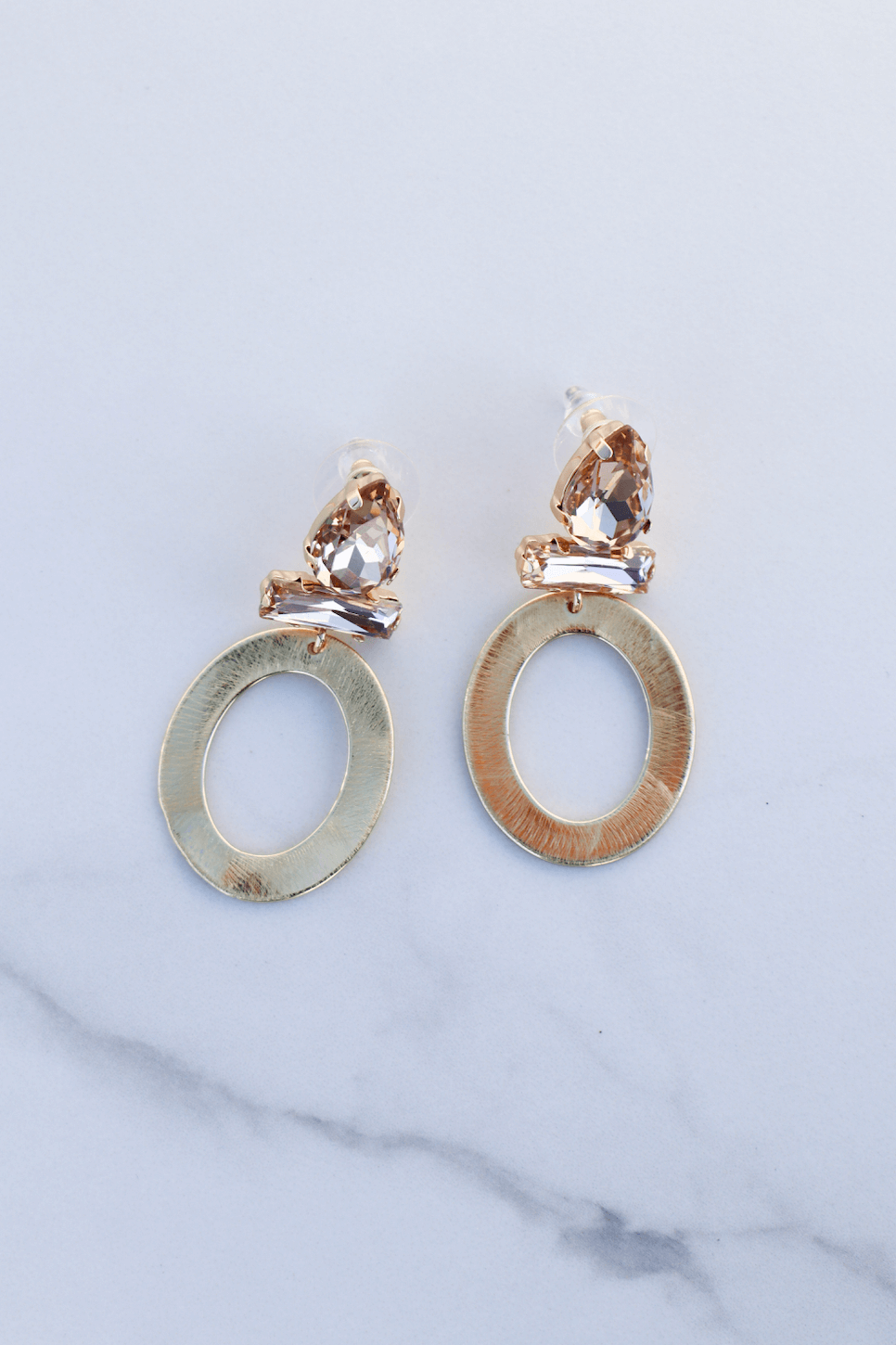 Billy beige statement earring
