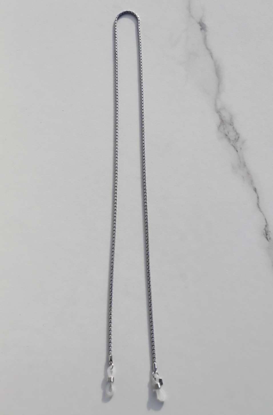Simple silver sunny cord